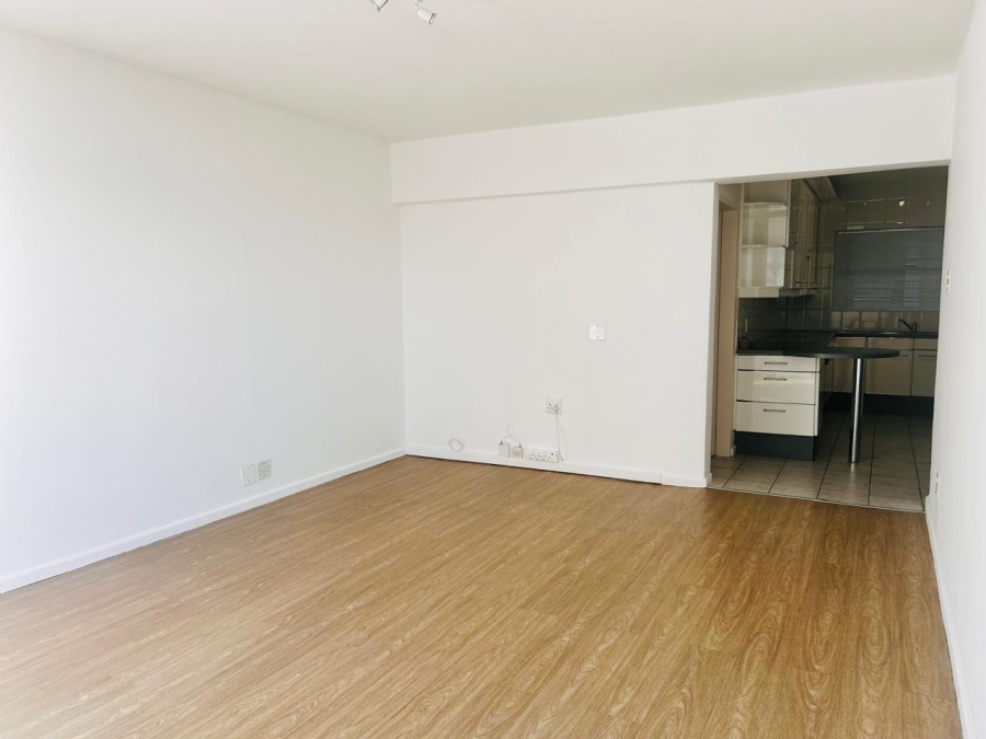To Let 3 Bedroom Property for Rent in Mouille Point Western Cape